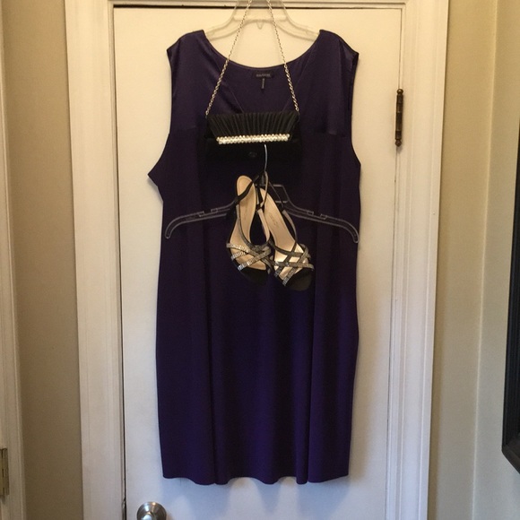 Daisy Fuentes Dresses & Skirts - Party Dress 2X with Rhinestone Shoes 8.5 Black Clutch